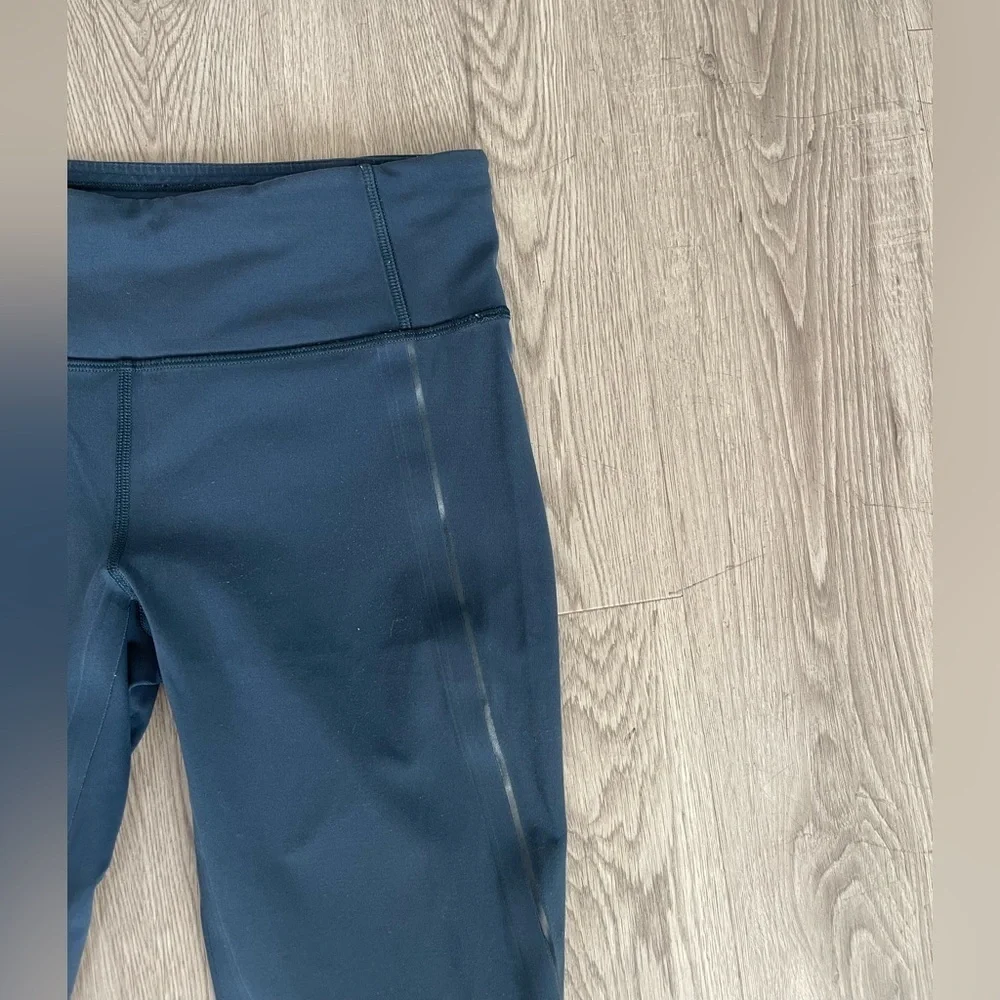 Lululemon blue athletic leggings